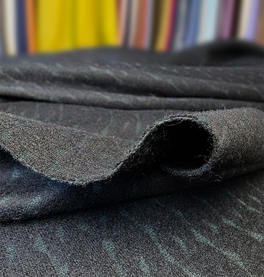 Tissu d'entoilage pour vêtements